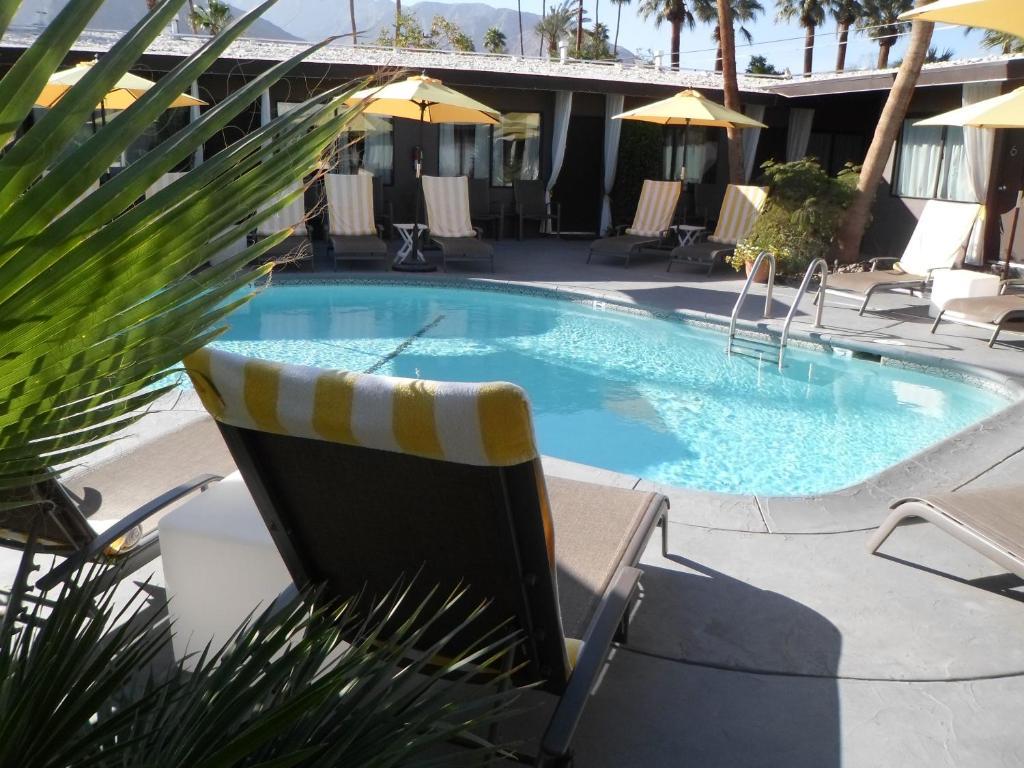 Avanti Hotel Palm Springs Exterior photo
